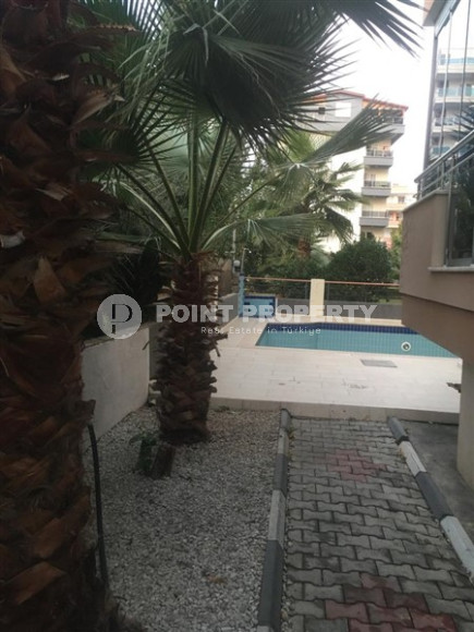 One-bedroom apartment, 60m², in a residence with a swimming pool in Mahmutlar at an attractive price-id-2623-photo-9