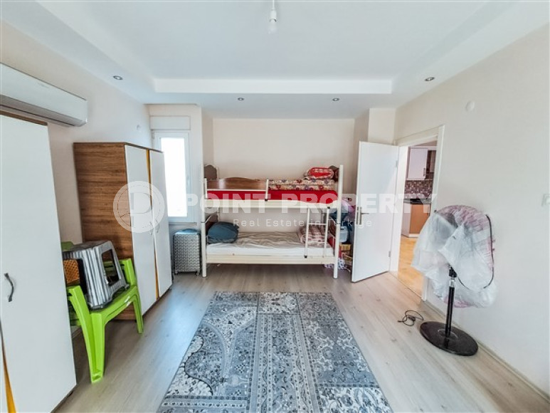 Furnished one-bedroom apartment, 70m², on the main street of Mahmutlar, Alanya-id-2624-photo-11