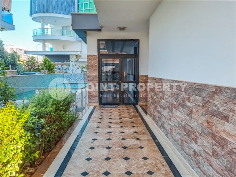 Furnished one-bedroom apartment, 70m², on the main street of Mahmutlar, Alanya-id-2624-photo-20