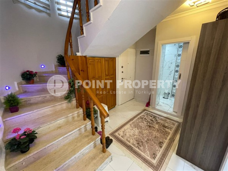 Пентхаус с тремя спальнями, 150м², в уютной резиденции района Тосмур, Алания, в 250м от моря-id-2626-фото-10