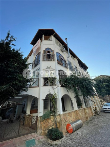 Пентхаус с тремя спальнями, 150м², в уютной резиденции района Тосмур, Алания, в 250м от моря-id-2626-фото-23