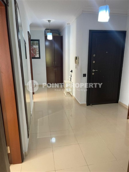 Центр Алании: четырехкомнатная квартира с отдельной кухней, 160м², в доме городского типа, 400м от моря-id-2631-фото-8