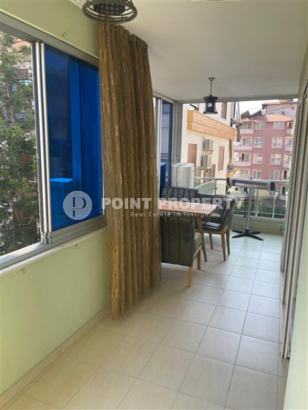 Центр Алании: четырехкомнатная квартира с отдельной кухней, 160м², в доме городского типа, 400м от моря-id-2631-фото-14