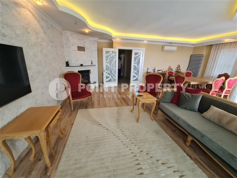 Penthouse 5+1, 260m², with panoramic views of the Mediterranean Sea in the prestigious center of Alanya-id-2633-photo-9