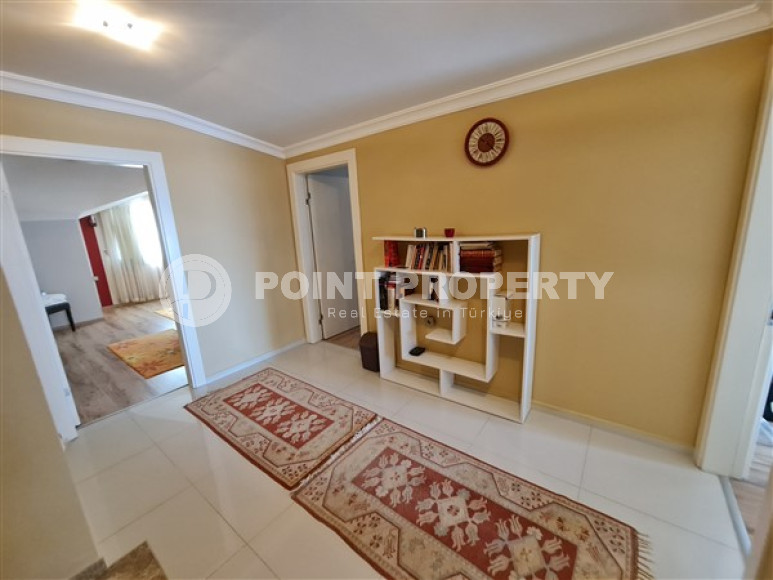 Penthouse 5+1, 260m², with panoramic views of the Mediterranean Sea in the prestigious center of Alanya-id-2633-photo-26