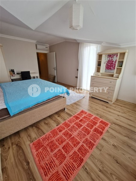 Penthouse 5+1, 260m², with panoramic views of the Mediterranean Sea in the prestigious center of Alanya-id-2633-photo-29