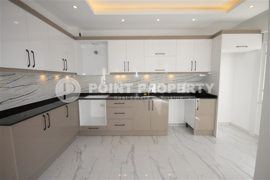 Four-room apartment, 130m², 150m² from the historical center of Alanya in an urban building-id-2634-photo-2