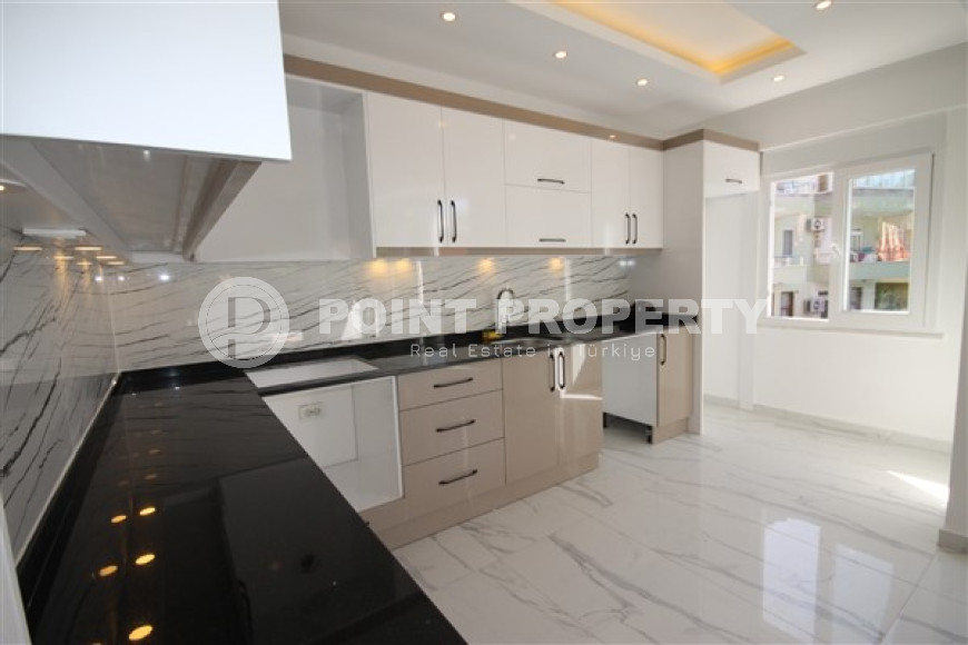 Four-room apartment, 130m², 150m² from the historical center of Alanya in an urban building-id-2634-photo-3