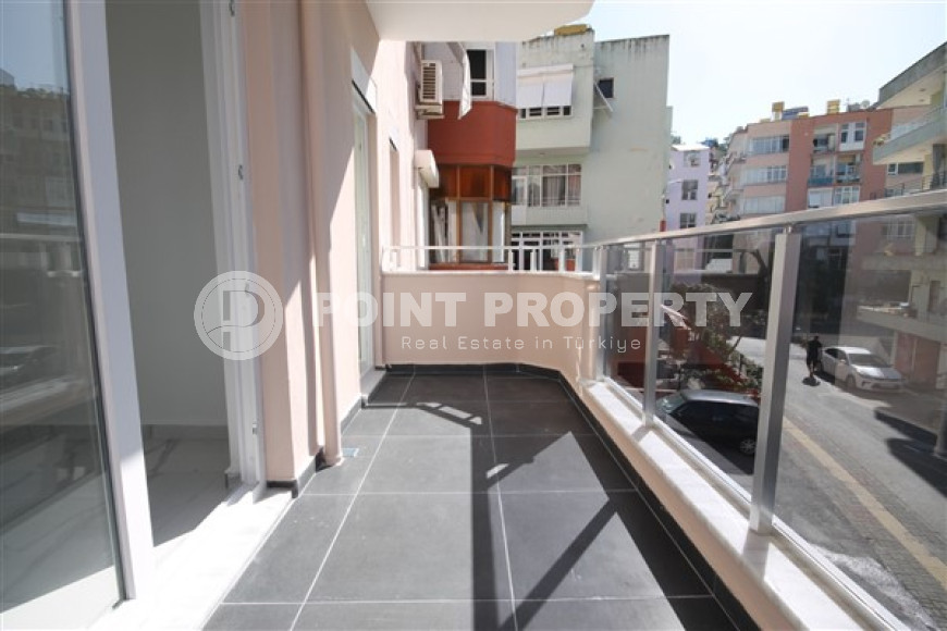 Four-room apartment, 130m², 150m² from the historical center of Alanya in an urban building-id-2634-photo-18