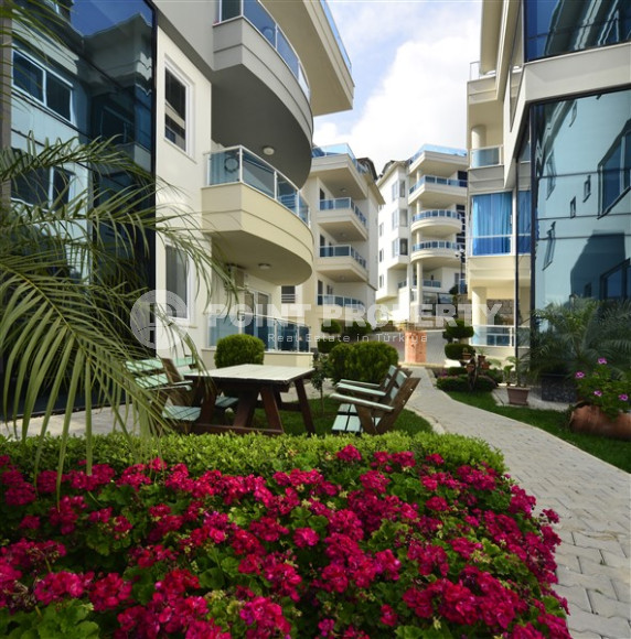 Two-bedroom duplex apartment, 106m², in a complex with a swimming pool in the center of Alanya-id-2635-photo-3