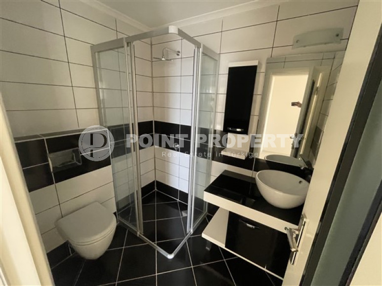 Two-bedroom duplex apartment, 106m², in a complex with a swimming pool in the center of Alanya-id-2635-photo-21