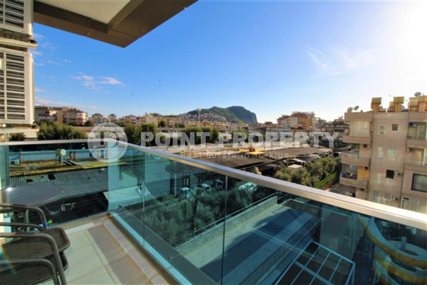 One-room apartment, 54 m², with furniture and household appliances in an elite residence near Cleopatra Beach, Alanya-id-2636-photo-4