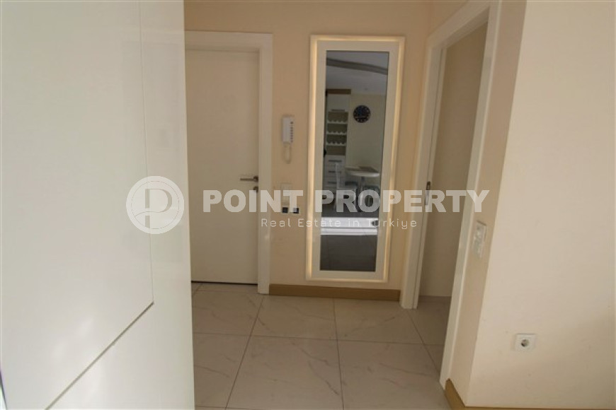 One-room apartment, 54 m², with furniture and household appliances in an elite residence near Cleopatra Beach, Alanya-id-2636-photo-11