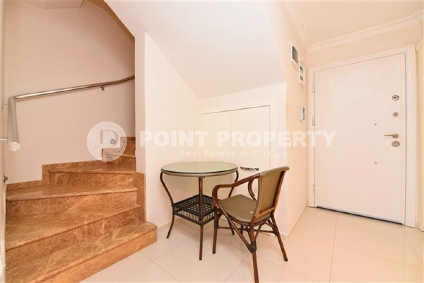Furnished penthouse 2+1, 103m², with panoramic views of the Mediterranean Sea in the center of Alanya-id-2637-photo-4