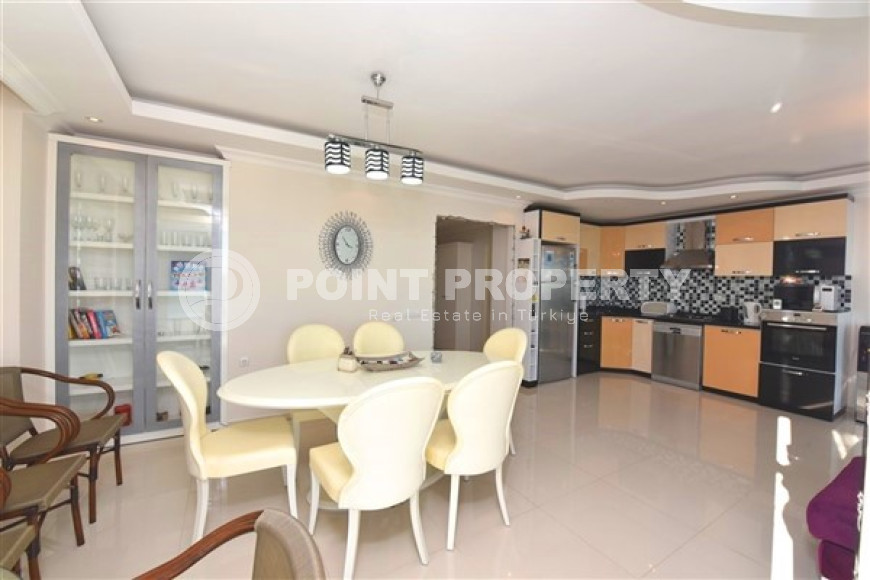 Furnished penthouse 2+1, 103m², with panoramic views of the Mediterranean Sea in the center of Alanya-id-2637-photo-11