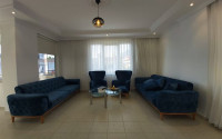 Ready to move in, penthouse 4+1, 250m², in the very center of Alanya, 400 meters from Cleopatra Beach-id-2638-photo-3