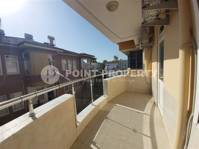 Ready to move in, penthouse 4+1, 250m², in the very center of Alanya, 400 meters from Cleopatra Beach-id-2638-photo-12
