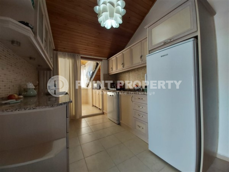 Ready to move in, penthouse 4+1, 250m², in the very center of Alanya, 400 meters from Cleopatra Beach-id-2638-photo-16