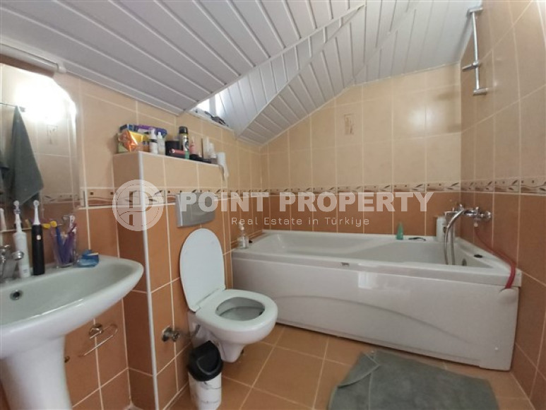 Ready to move in, penthouse 4+1, 250m², in the very center of Alanya, 400 meters from Cleopatra Beach-id-2638-photo-19