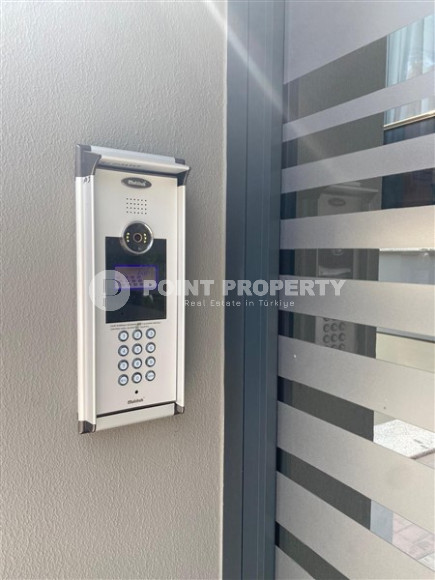 Duplex apartment 2+1, 100m², in a new residence with infrastructure in the center of Alanya, 100m from the sea-id-2639-photo-2