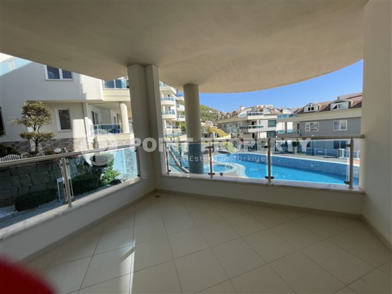 Four-room duplex, 150m², in the center of Alanya, unfurnished, 500m from the sea-id-2640-photo-8