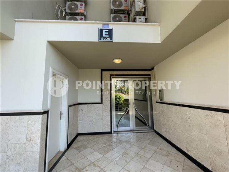 Four-room duplex, 150m², in the center of Alanya, unfurnished, 500m from the sea-id-2640-photo-10