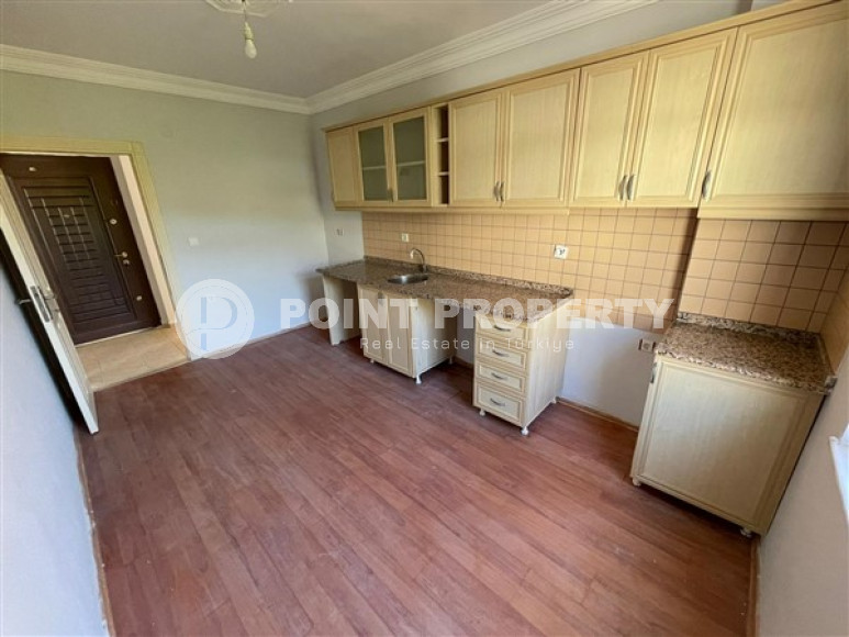 Spacious apartment 115 m2, in a four-story building 450 meters from the center of Alanya, unfurnished-id-2643-photo-5