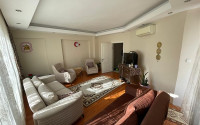 Well-kept four-room apartment, large area 130 m2, 150 meters from the very center of Alanya-id-2644-photo-3