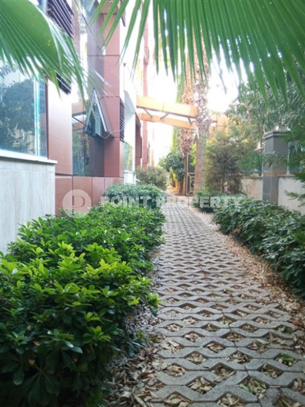 Готовая к проживанию, двухкомнатная квартира, 50м², в 300м от пляжа Клеопатры, Алания-id-1230-фото-10