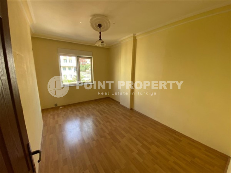 Bright apartment 3+1, 165 m2, in the center of Alanya, Kadipasha district, with two bathrooms and two balconies-id-2645-photo-5