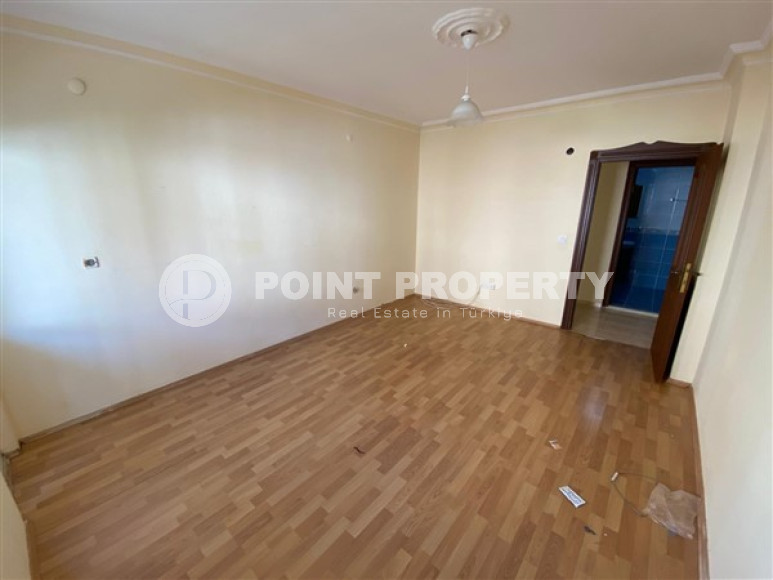 Bright apartment 3+1, 165 m2, in the center of Alanya, Kadipasha district, with two bathrooms and two balconies-id-2645-photo-9