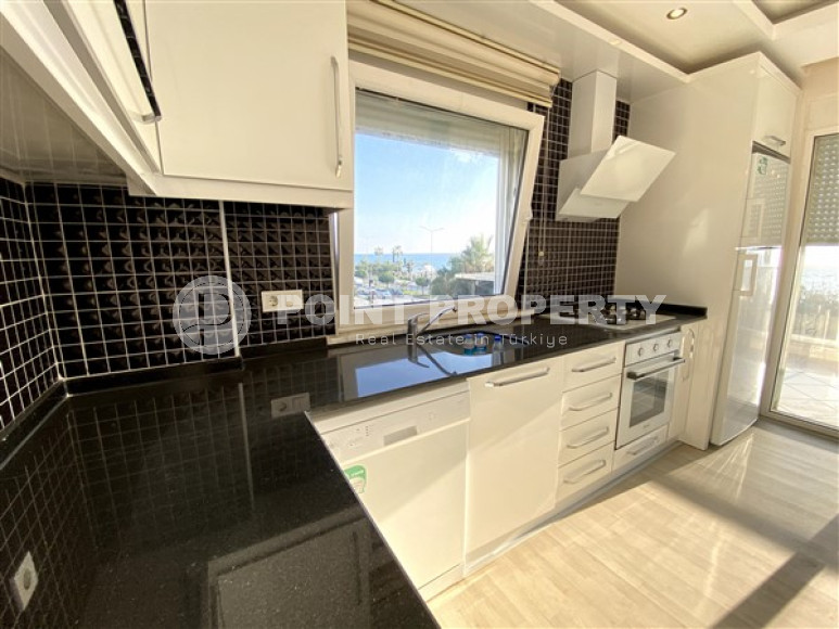 Видовые апартаменты 2+1, 150 м2 в районе Кестель, Аланья, в 150 метрах от моря-id-2650-фото-6