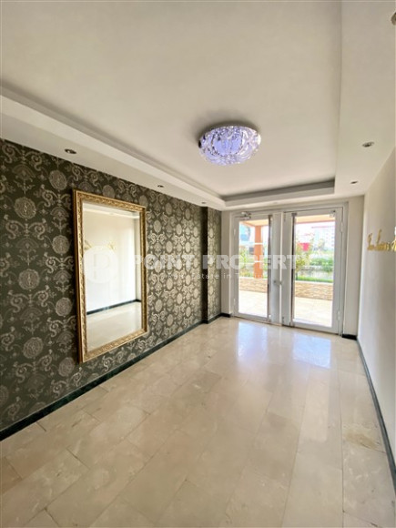 Видовые апартаменты 2+1, 150 м2 в районе Кестель, Аланья, в 150 метрах от моря-id-2650-фото-16