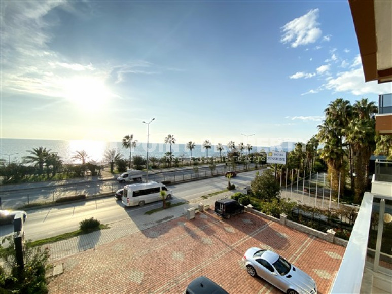 Видовые апартаменты 2+1, 150 м2 в районе Кестель, Аланья, в 150 метрах от моря-id-2650-фото-18