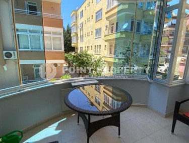 Alanya center: three-room furnished apartment, 100m² in a residence with a swimming pool, 400m from Cleopatra Beach-id-1231-photo-4