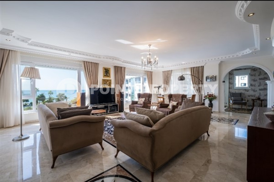 Видовая элитная четырёхкомнатная квартира 250 м2 в районе Кестель, подходит под получение гражданства-id-2651-фото-3