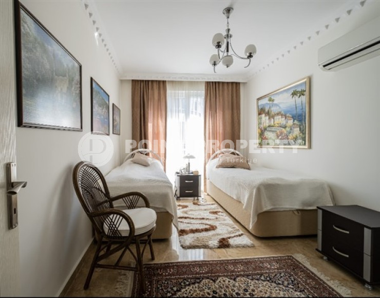 Видовая элитная четырёхкомнатная квартира 250 м2 в районе Кестель, подходит под получение гражданства-id-2651-фото-10