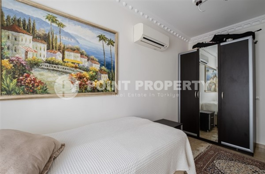 Видовая элитная четырёхкомнатная квартира 250 м2 в районе Кестель, подходит под получение гражданства-id-2651-фото-11