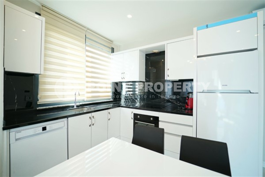 Видовая квартира на первой линии, рядом с морем, 2+1, 95 м2 в районе Кестель, Аланья-id-2652-фото-4