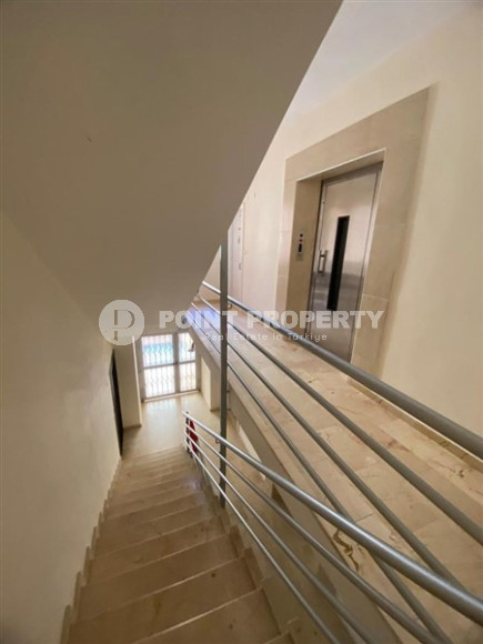 Alanya center: three-room furnished apartment, 100m² in a residence with a swimming pool, 400m from Cleopatra Beach-id-1231-photo-14