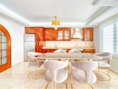 View apartment 2+1 with designer interior and extensive infrastructure in the Mahmutlar area-id-2654-photo-4