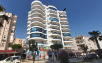 Luxurious 2+1 apartment with an area of 110 m2 from the owner in the Mahmutlar area just 150 meters from the sea and 500 meters from the center of the area-id-1232-photo-1