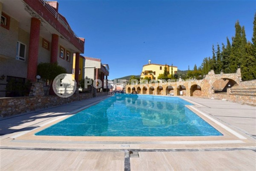 Элегантный дуплекс с тремя спальнями, 170м², с потрясающими видами в районе Алании - Бекташ-id-2656-фото-2