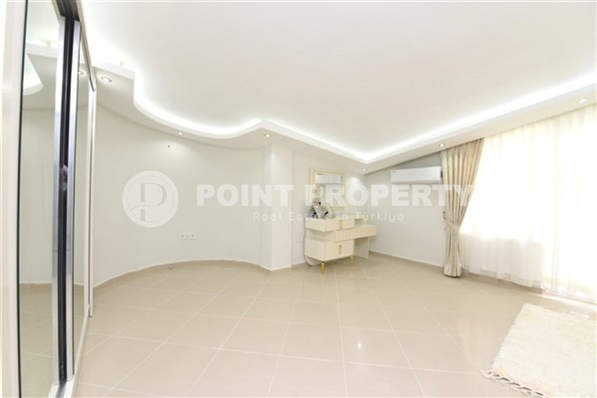 Элегантный дуплекс с тремя спальнями, 170м², с потрясающими видами в районе Алании - Бекташ-id-2656-фото-14