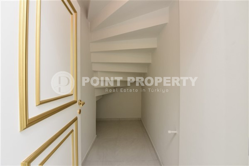 Элегантный дуплекс с тремя спальнями, 170м², с потрясающими видами в районе Алании - Бекташ-id-2656-фото-21