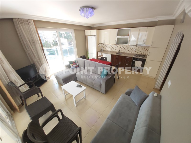 Luxurious 2+1 apartment with an area of 110 m2 from the owner in the Mahmutlar area just 150 meters from the sea and 500 meters from the center of the area-id-1232-photo-7