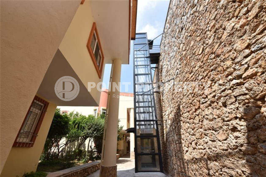 Элегантный дуплекс с тремя спальнями, 170м², с потрясающими видами в районе Алании - Бекташ-id-2656-фото-41