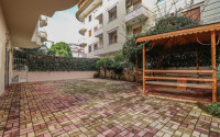 Cozy three-room apartment, 90m², 150m from the center of Alanya, in a complex with inexpensive infrastructure-id-2657-photo-22