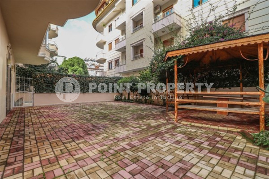 Cozy three-room apartment, 90m², 150m from the center of Alanya, in a complex with inexpensive infrastructure-id-2657-photo-22