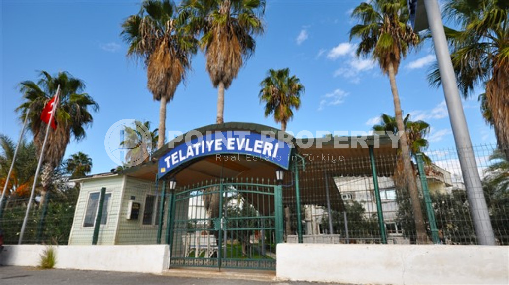 Меблированная вилла с тремя спальнями, 180м², в 50м от частного пляжа, в районе Алании Паяллар.-id-2659-фото-3